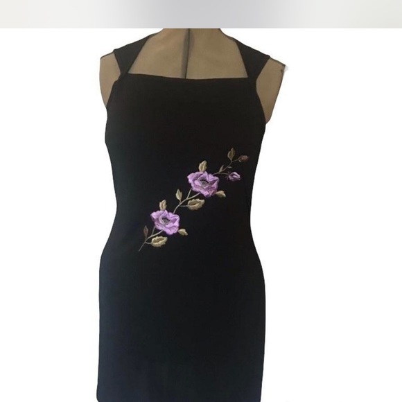90s/Y2K Black mini Dress Vintage with Floral Embroidery Size M - Picture 2 of 5